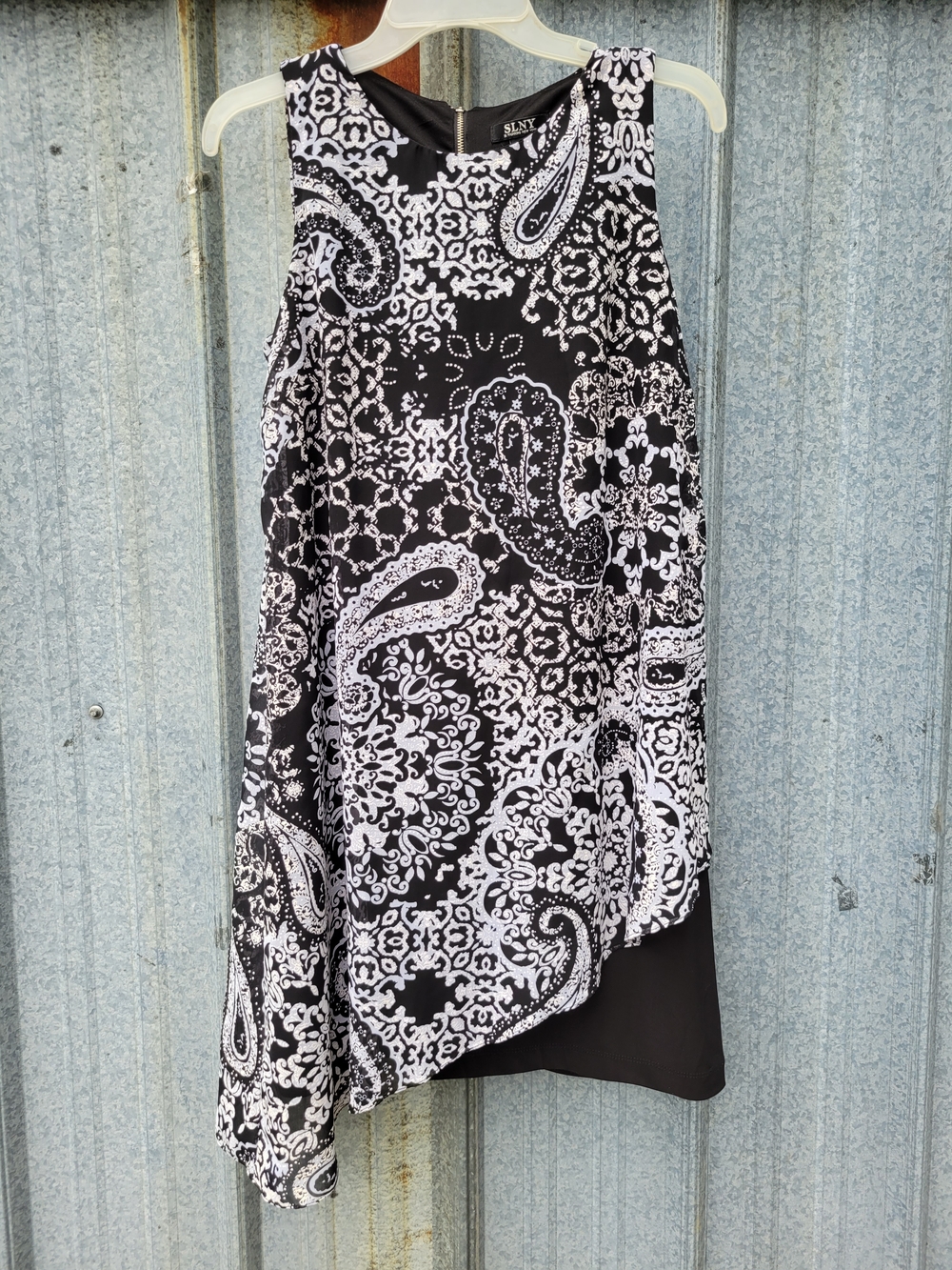 SLNY Black & White Paisley Asymmetrical Dress